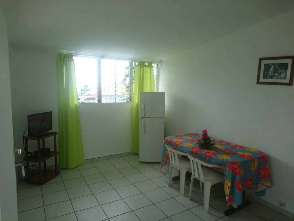 Bungalow Proche Plage Le Gosier  Zewnętrze zdjęcie